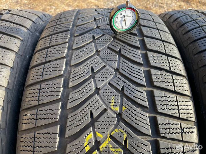 Goodyear UltraGrip Performance SUV Gen-1 275/45 R20
