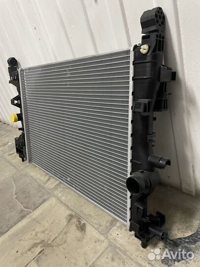 Радиатор охлаждения двигателя Astra J Cruze