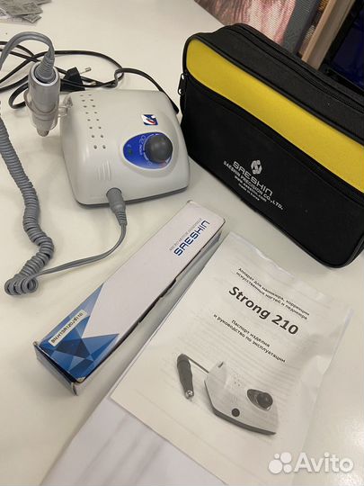 Аппарат strong 210 и набор для маникюра
