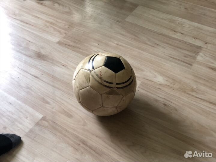 Мячик футбольный с подписью льва яшина