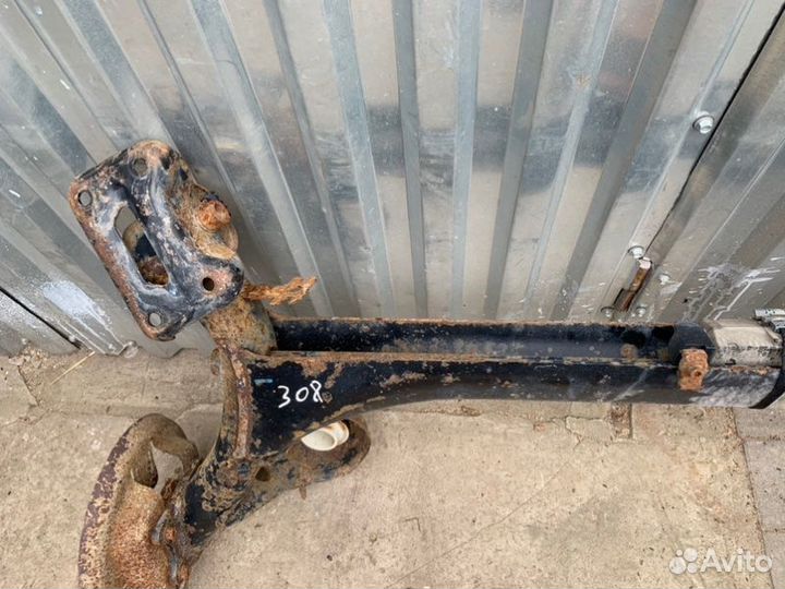 Балка задняя Peugeot 308 хэтчбек 1.6 EP6 PSA 5FW