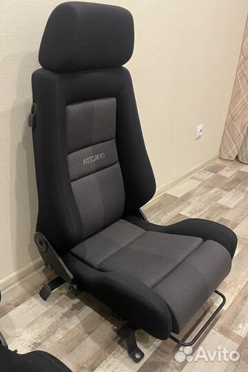 Сиденья recaro