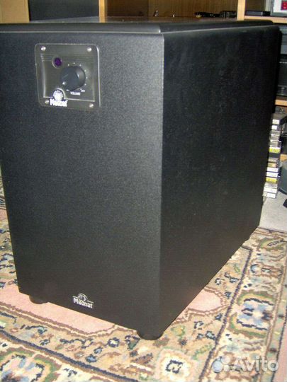 Сабвуфер Magnat Omega 300