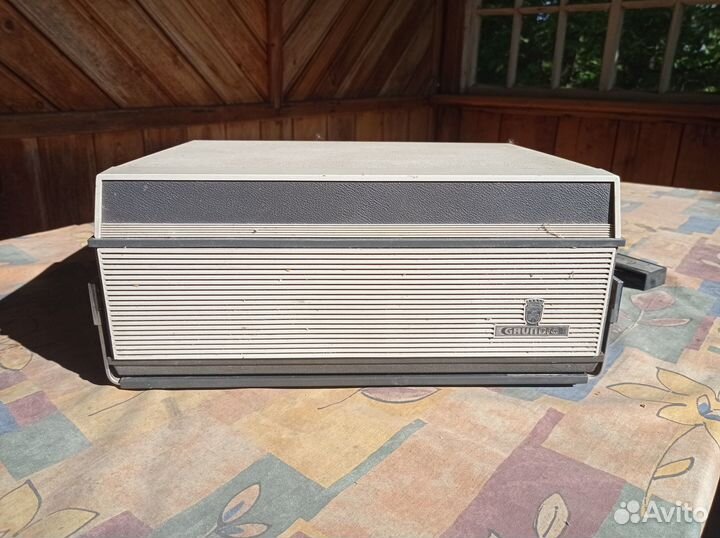 Катушечный магнитофон Grundig TK-145