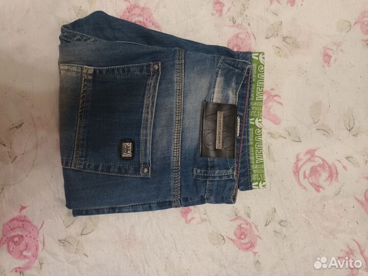 Джинсовые шорты