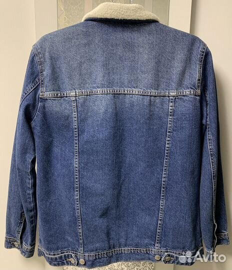 Джинсовая куртка stradivarius