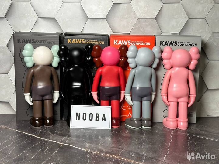 Kaws фигурки