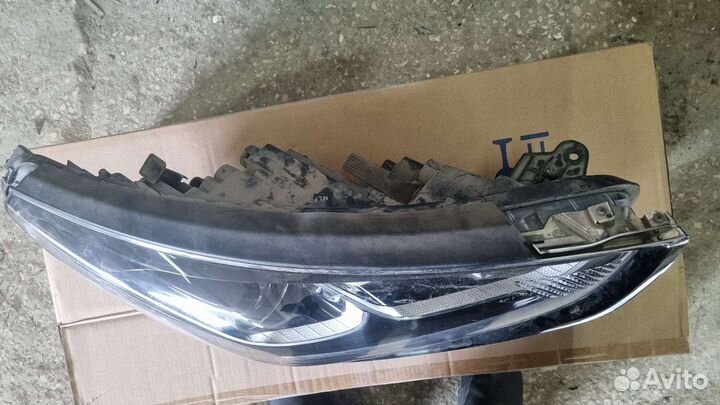 Фара Hyundai Sonata 7. Правая. 2019 год