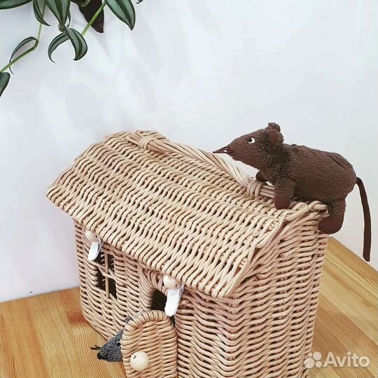 Домик плетеный