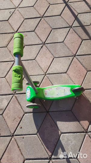 Самокат детский трехколесный