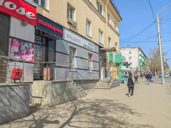 Торговое помещение 77 м2 на высоком трафике Айская