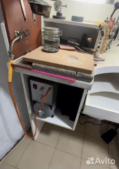 Стол ювелирный