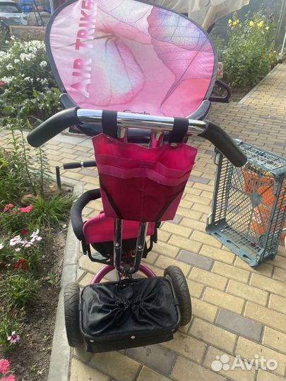 Детский трехколесный велосипед коляска