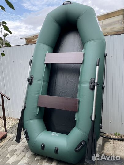 Надувная лодка пвх Лоцман профи 280