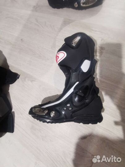 Мото боты 39-40 новые