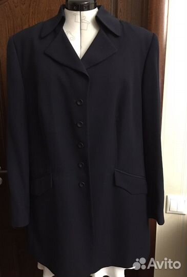 Удлиненный жакет Германия 56