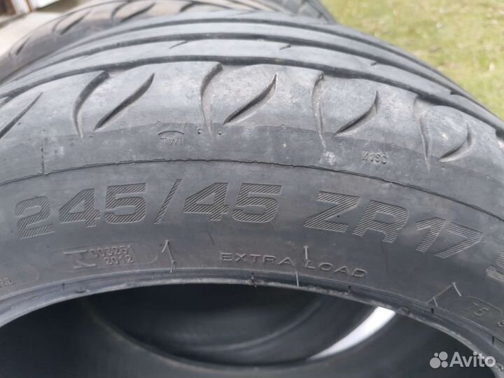 Kormoran Ultra High Performance 245/45 R17