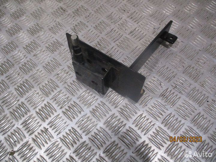 Кронштейн спальника DAF 1659837