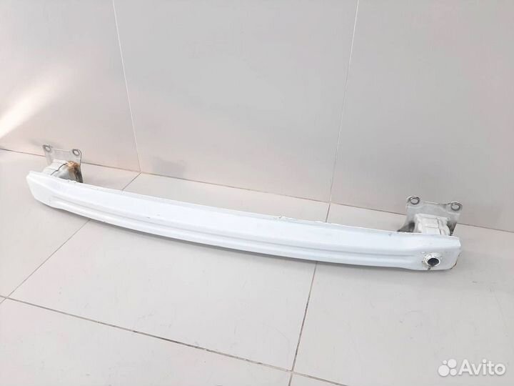 Усилитель заднего бампера Skoda Yeti 2009