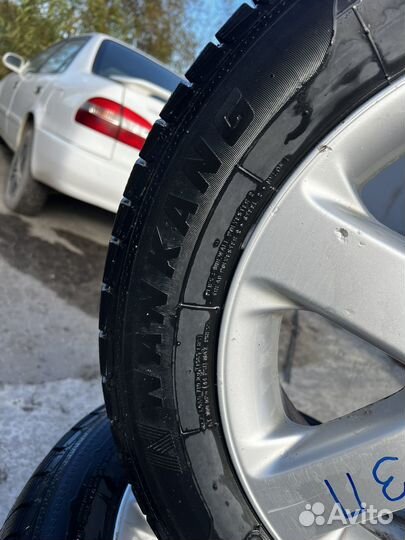 Nankang ESSN-1 215/60 R17