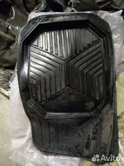 Автоковрики универсальные