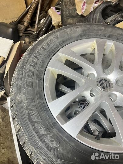 Колеса 215/65/16 toyo зимние