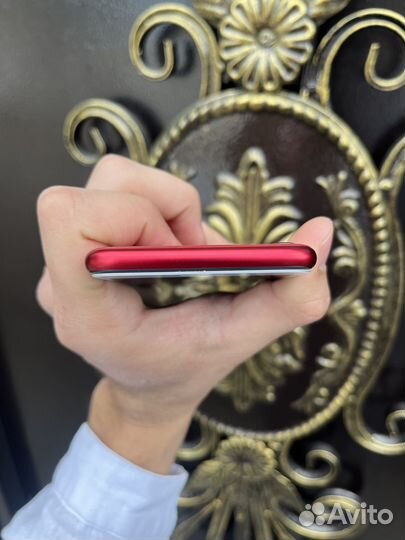 iPhone SE (2020), 64 ГБ