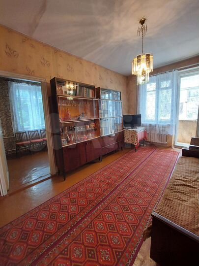 2-к. квартира, 40 м², 2/4 эт.
