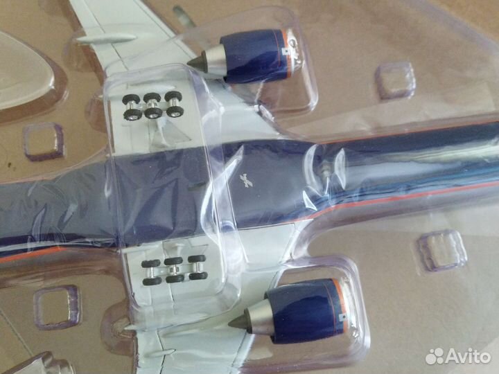 Модель самолета herpa