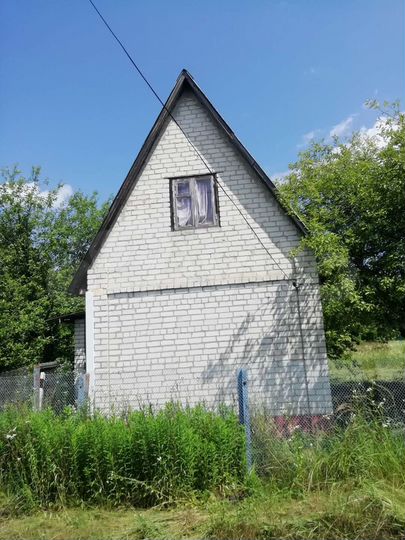 Дом 30 м² на участке 5 сот.