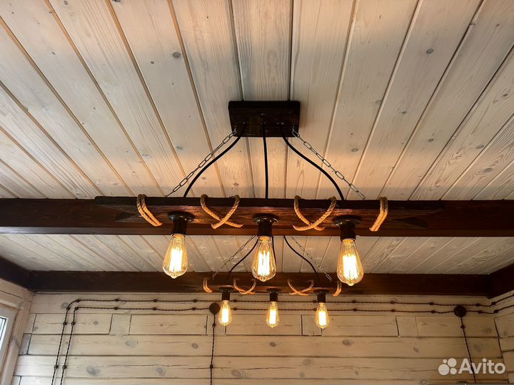 Подвесная люстра из дерева