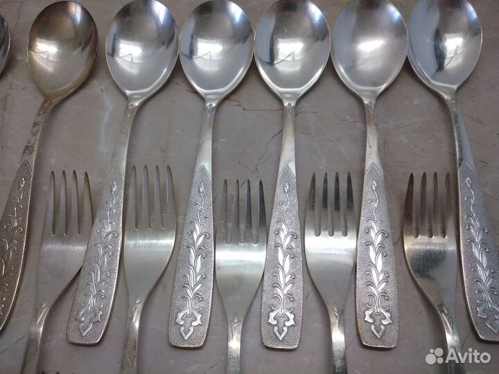 Мельхиоровые ложки, вилки мнц. Времён СССР. сост