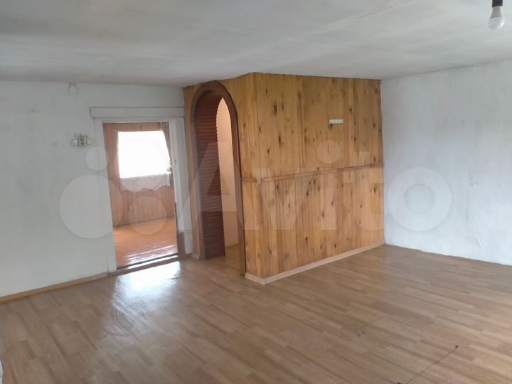 Дом 50 м² на участке 5 сот.