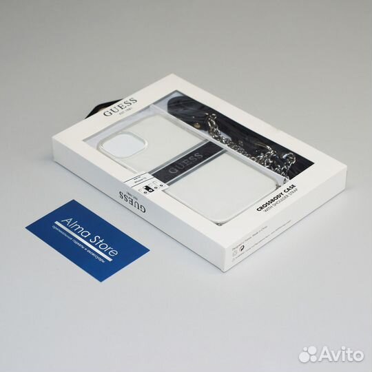 Силиконовый чехол с ремешком Guess / iPhone 13