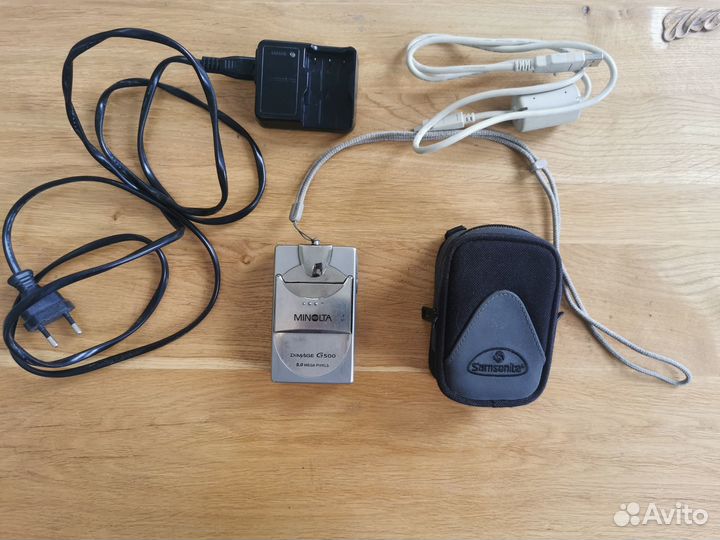 Цифровая фотокамера minolta dimage G500