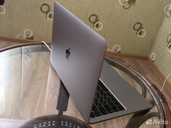 Apple MacBook Pro 13 2020 i5 16gb 1tb