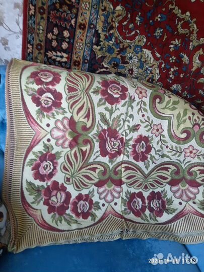 Покрывало на 2 х спальную кровать бу
