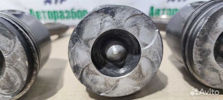 Поршня с шатунами Grand Cherokee 3.0 crd