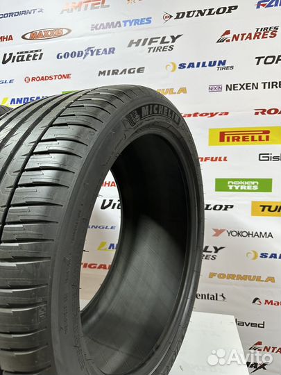 Michelin Pilot Sport 4 SUV 275/40 R21 и 315/35 R21 107Y