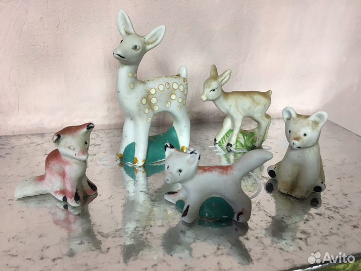 Винтажные статуэтки из фарфора, гипса, кость