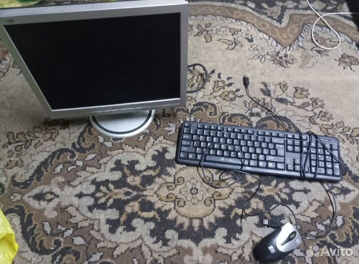 Монитор для компьютера 19