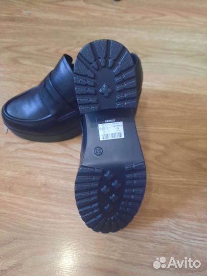 Туфли женские 37 размер новые