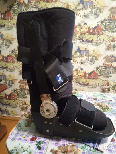 Ортез голеностоп