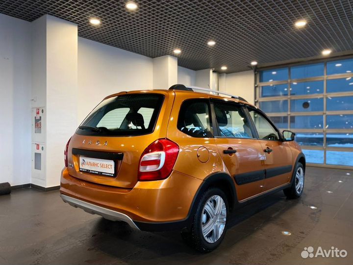ВАЗ Granta Cross 1.6 МТ, 2021, 102 914 км
