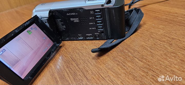 Видео камера цифровая JVC