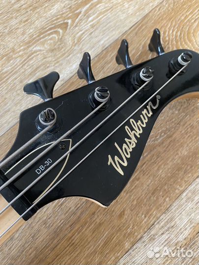 Бас гитара washburn db-30