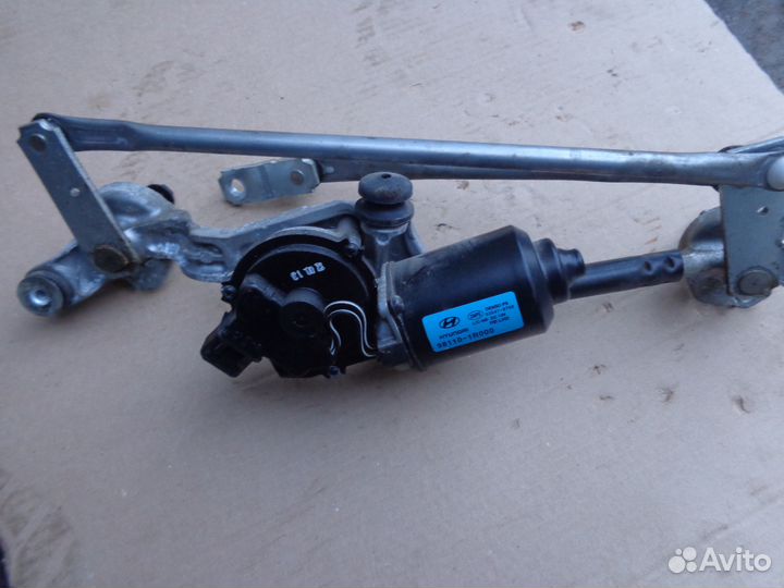 Моторчик стеклоочистителя передний для Kia RIO 3