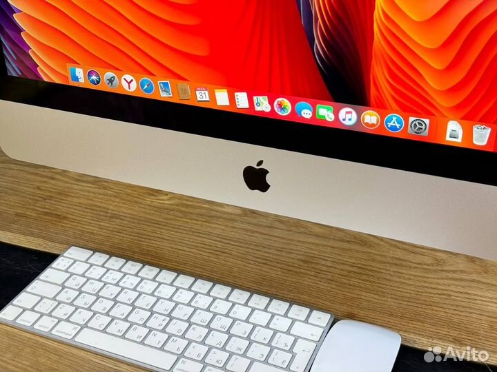 Моноблок Apple iMac 21.5 i5 + SSD на кронштейне