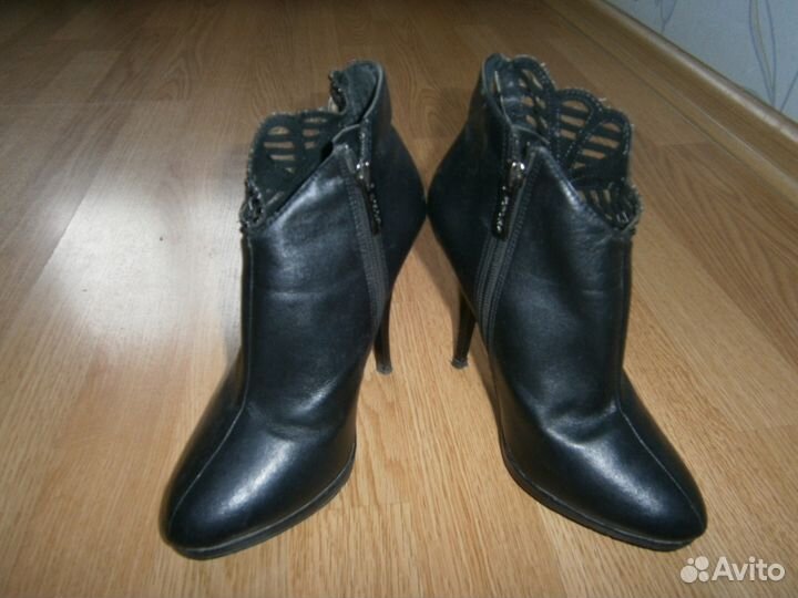 Полуботинки