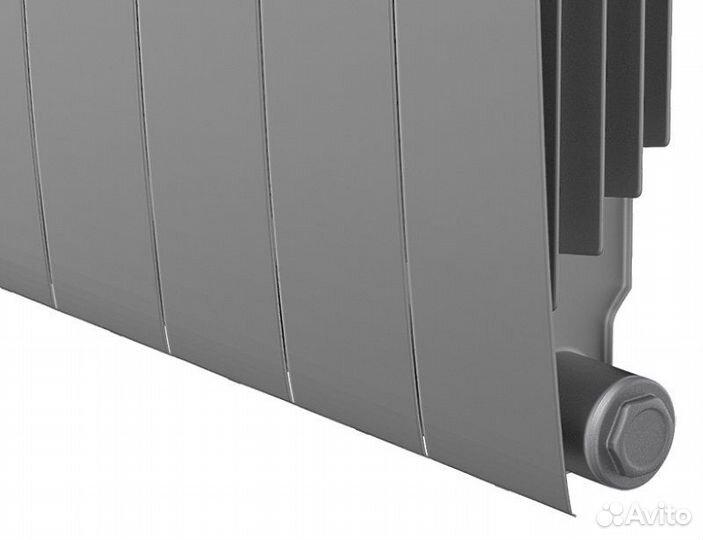 Биметаллический секционный радиатор отопления Roya